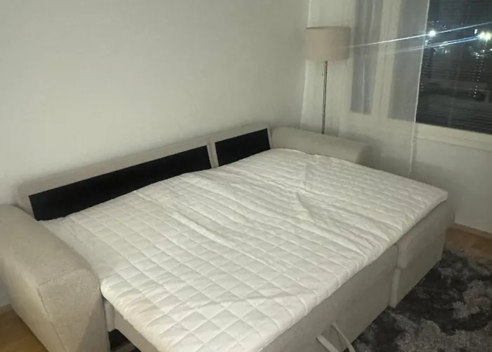 Lapland With Private Sauna, Wifi And Parking Next To The Railway Station 로바니에미